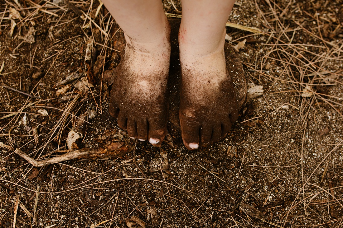 dirty toddler feet after exploring Kawela bay oahu
