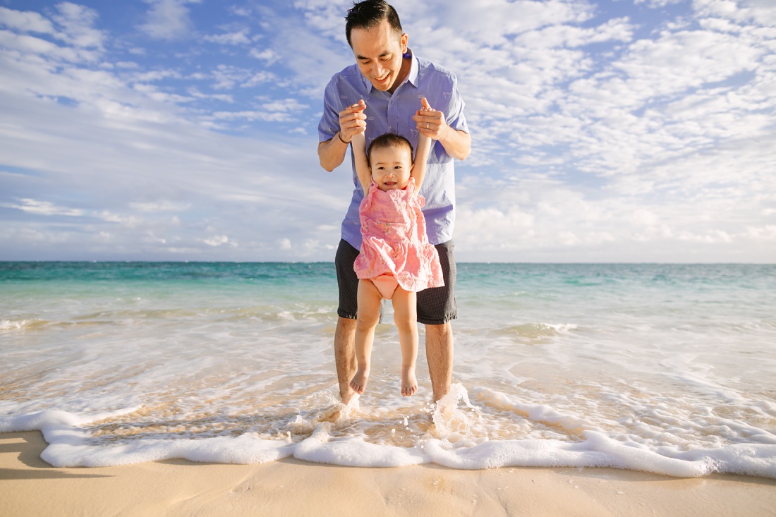 Lanikai Beach Photographer captures dad and baby at the beach