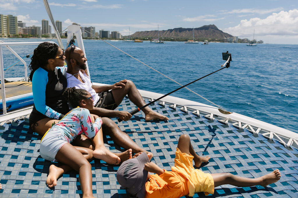 catamaran to turtle canyon in waikiki